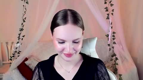 Snapshot of mish_ka3 chatting on 10.26.25 Misha online show from 10.26.25