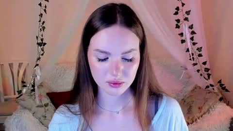 Snapshot of mish_ka3 chatting on 11.11.25 Misha online show from 11.11.25