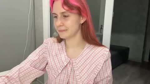 Snapshot of mishahartwigsen chatting on 09.24.25 Molly online show from 09.24.25