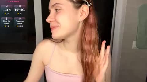 Snapshot of mishahartwigsen chatting on 02.08.26 Molly online show from 02.08.26