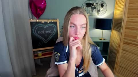 mishapallmer online show from 10.06.25