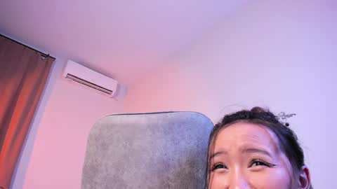 Snapshot of mishel_bless chatting on 01.09.25 Mishel online show from 01.09.25