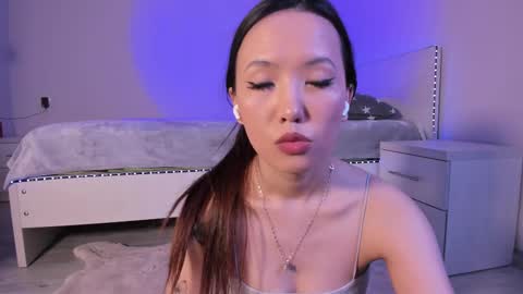 Snapshot of mishel_bless chatting on 03.12.25 Mishel online show from 03.12.25