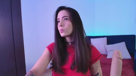 KRAVE  online show from 04.14.26