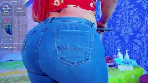 Snapshot of mishell_lovely chatting on 11.07.25 Mishell online show from 11.07.25