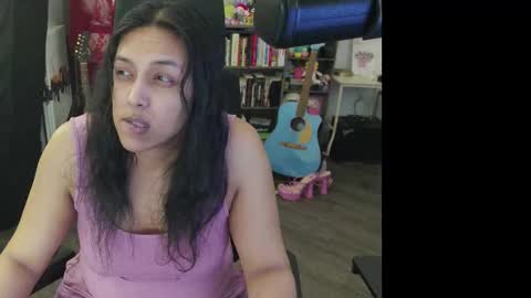 Snapshot of miskatfox chatting on 01.15.26 miskatfox online show from 01.15.26