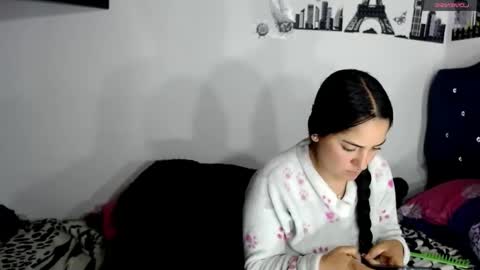 Snapshot of misnicol chatting on 01.19.26 Nicol online show from 01.19.26