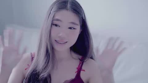 Snapshot of miso_misa chatting on 09.23.25 Misa online show from 09.23.25