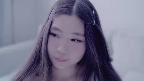 Snapshot of miso_misa chatting on 12.04.25 Misa online show from 12.04.25