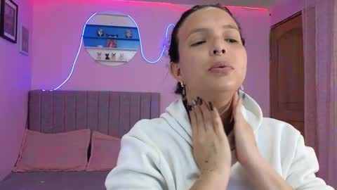 misofialeal online show from 10.16.25