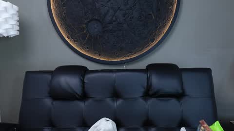 Charlotte online show from 04.02.26