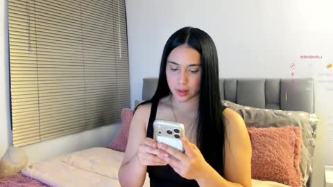 Snapshot of miss__jones_ chatting on 06.08.26 miss__jones_ online show from 06.08.26