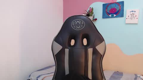 Akemi 3 online show from 02.13.25