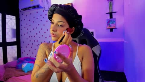 Akemi 3 online show from 09.17.25