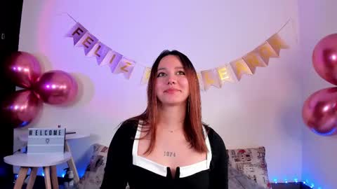 Alexa Sarmiento online show from 02.25.25