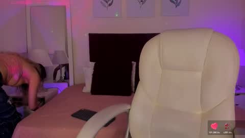 Amanda Reyes online show from 02.24.26