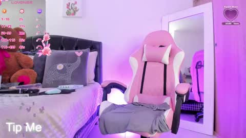 Snapshot of miss_amarantha1 chatting on 02.19.25 A M A R A N T H A online show from 02.19.25