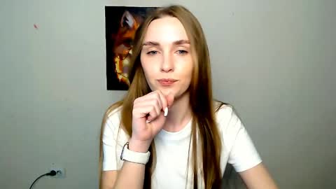 Snapshot of miss_angelina_ chatting on 05.06.26 Angelina online show from 05.06.26