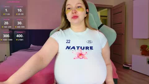 Anna online show from 04.22.26