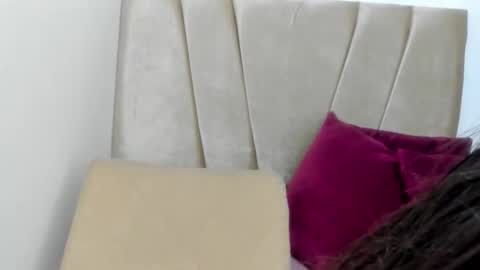 Snapshot of miss_big_ass21 chatting on 10.24.25 miss_big_ass21 online show from 10.24.25