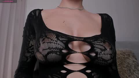 Ivy online show from 02.04.25