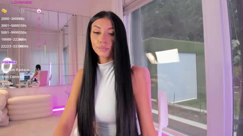 miss_diamond__ online show from 12.22.25