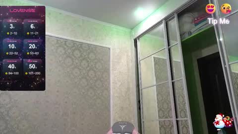 Snapshot of miss_divora chatting on 02.19.26 miss_divora online show from 02.19.26