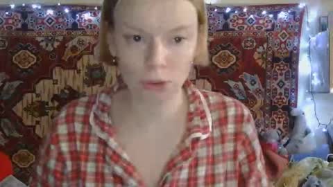 Elis online show from 10.14.25