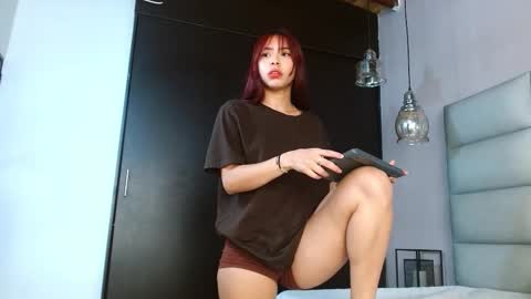 Snapshot of miss_emma_2 chatting on 02.23.26 emma online show from 02.23.26