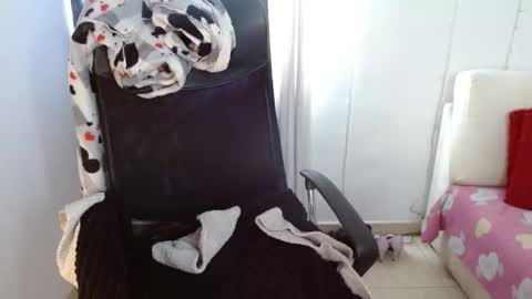 Miss Evoleth online show from 11.13.25