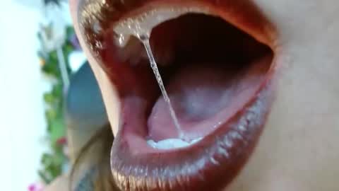 Miss Evoleth online show from 03.10.26