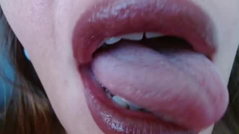 Miss Evoleth online show from 05.19.26