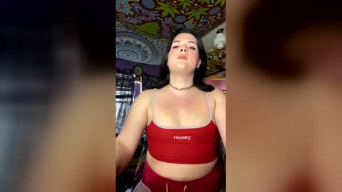 miss_honeypotpie online show from 01.13.26