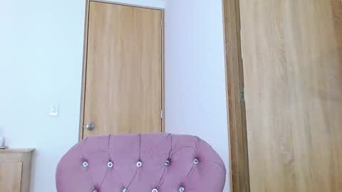 Isabella online show from 02.01.25