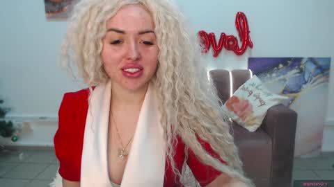 Snapshot of miss_kiten chatting on 02.05.25 miss_kiten online show from 02.05.25