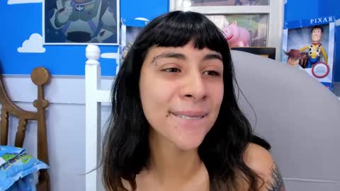 miss_lucyla online show from 03.11.25