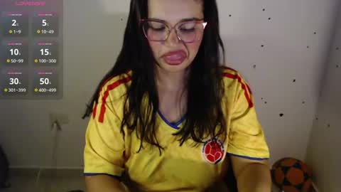 ly independent model online show from 06.17.26