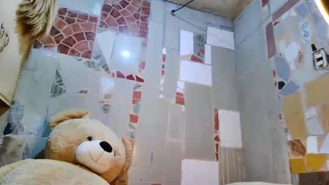 miss marilag  online show from 02.25.25