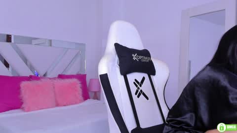   online show from 01.18.25