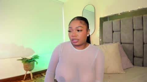 Mian  online show from 12.17.25