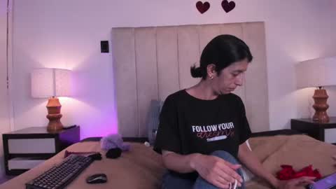 miss_milf_ online show from 07.01.26