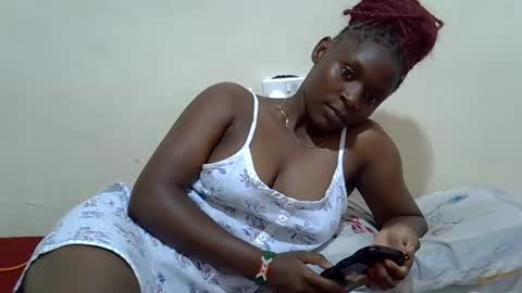 Snapshot of miss_monroee chatting on 03.12.26 monroe online show from 03.12.26