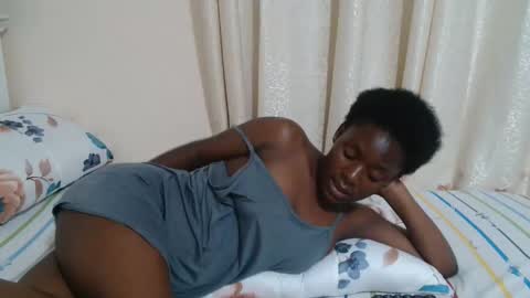 Snapshot of miss_monroee chatting on 04.05.26 monroe online show from 04.05.26