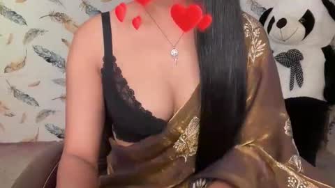 miss_queen99 online show from 11.21.25