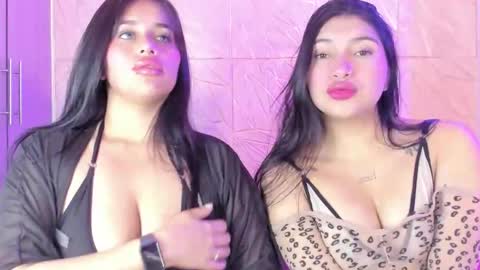 Snapshot of miss_saraxxx chatting on 11.28.25 Angel Sophie Tif online show from 11.28.25