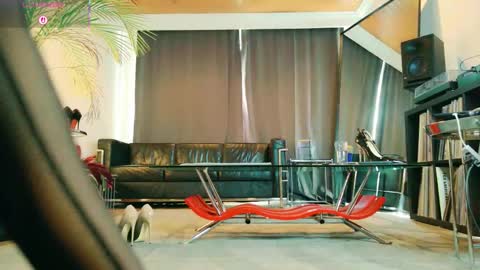 Snapshot of miss_satori_rose chatting on 10.01.25 Satori Rose online show from 10.01.25