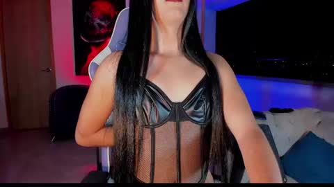 Snapshot of miss_sophie98 chatting on 07.10.26 Sophie Cardenas ..... independent model online show from 07.10.26