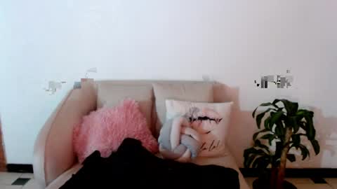 Sophie online show from 04.10.26