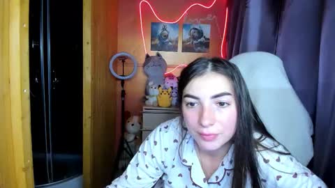 Snapshot of miss_tasy chatting on 09.24.25 Melanie January 15th is my birthday there will be an interesting show online show from 09.24.25