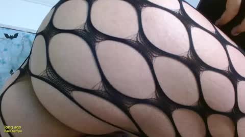 Snapshot of miss_valery2 chatting on 10.25.25 hanna online show from 10.25.25